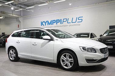 Volvo V60 D5 AWD Twin Engine Business aut - VOC / Koukku / Webasto / Xenon / Pysäköintitutka