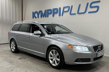 Volvo V70 D5 Summum aut - Webasto / Koukku / muisti-istuin / Navi / Nahat