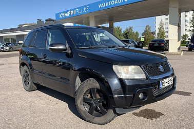 Suzuki Grand Vitara 2,4 4WD ESP 5D MT - * Koukku / Keyless / Vakkari / Automaatti-ilmastointi *