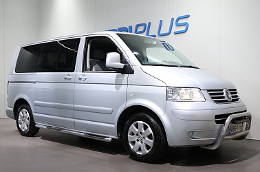 Volkswagen Multivan Comfortline 2,5 2-2-3, TDI 128 kW - Koukku / Juuri Huollettu / 7hlö