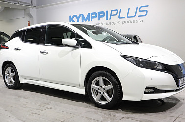 Nissan Leaf N-Connecta MY22 39 kWh LED FI - LED / Lämpöpumppu / Älykäs Cruise / Kaistavahti / Navigointi