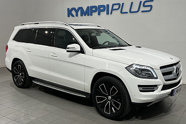 Mercedes-Benz GL 350 BlueTEC 4Matic - 7-hengen / Webasto / Kattoluukku / Koukku / 360 Kamera / Navi /ILS