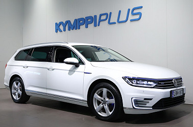 Volkswagen Passat Variant GTE Plug-In Hybrid 160 kW (218 hv) DSG-automaatti - Digimittari / Koukku / P.kamera / CarPlay / Acc