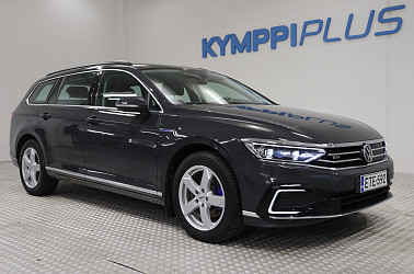 Volkswagen Passat Variant GTE Plug-In Hybrid 160 kW DSG-automaatti - Matrix Led / Webasto / Koukku / Navi /